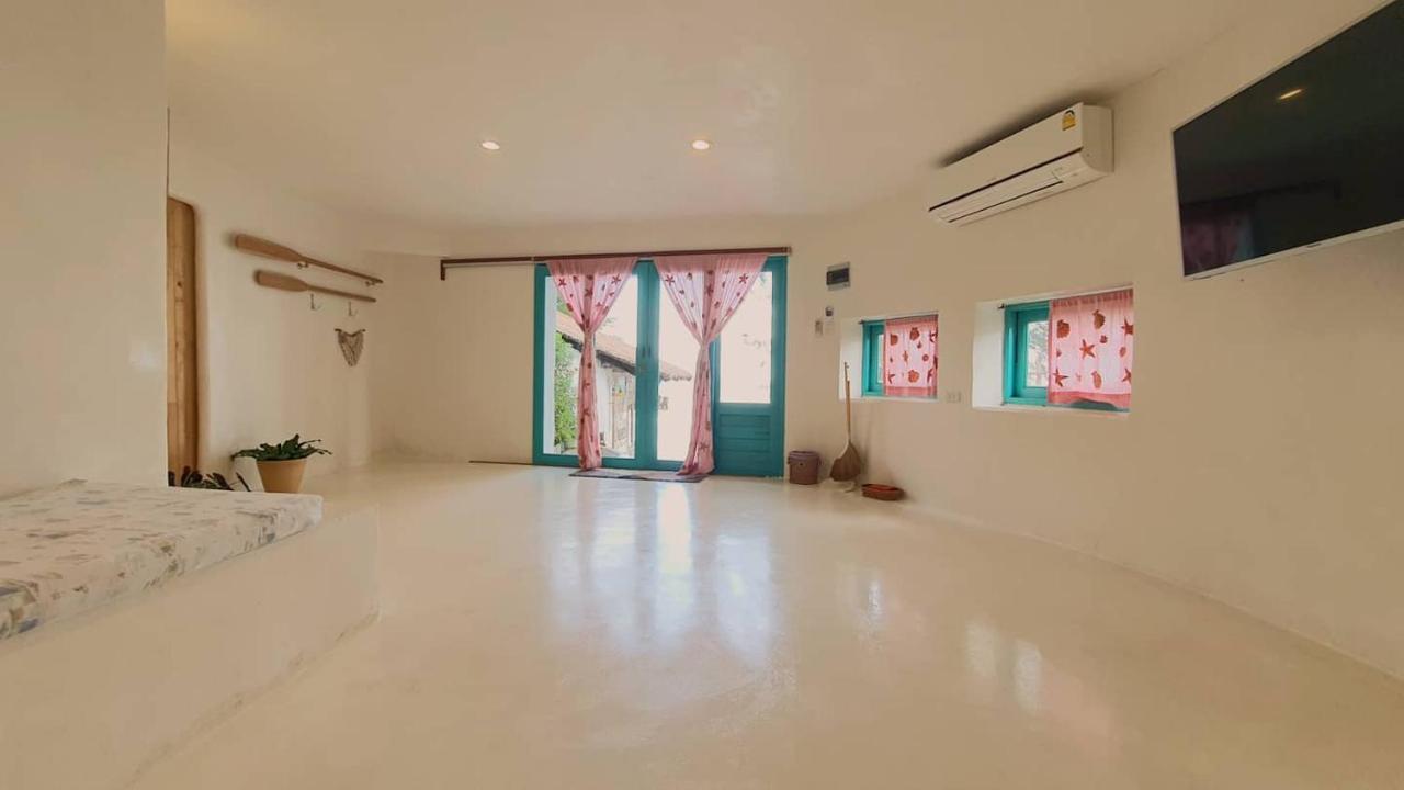 Maliblues Bed&Art Gallery Chumphon Exterior foto