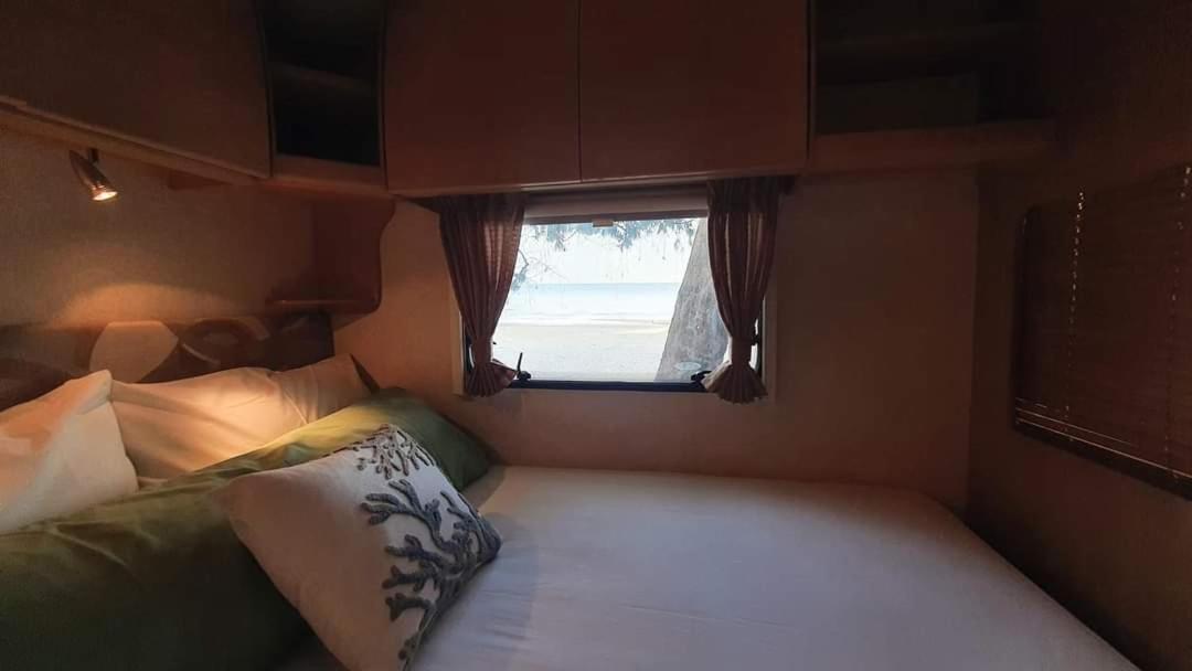 Maliblues Bed&Art Gallery Chumphon Exterior foto