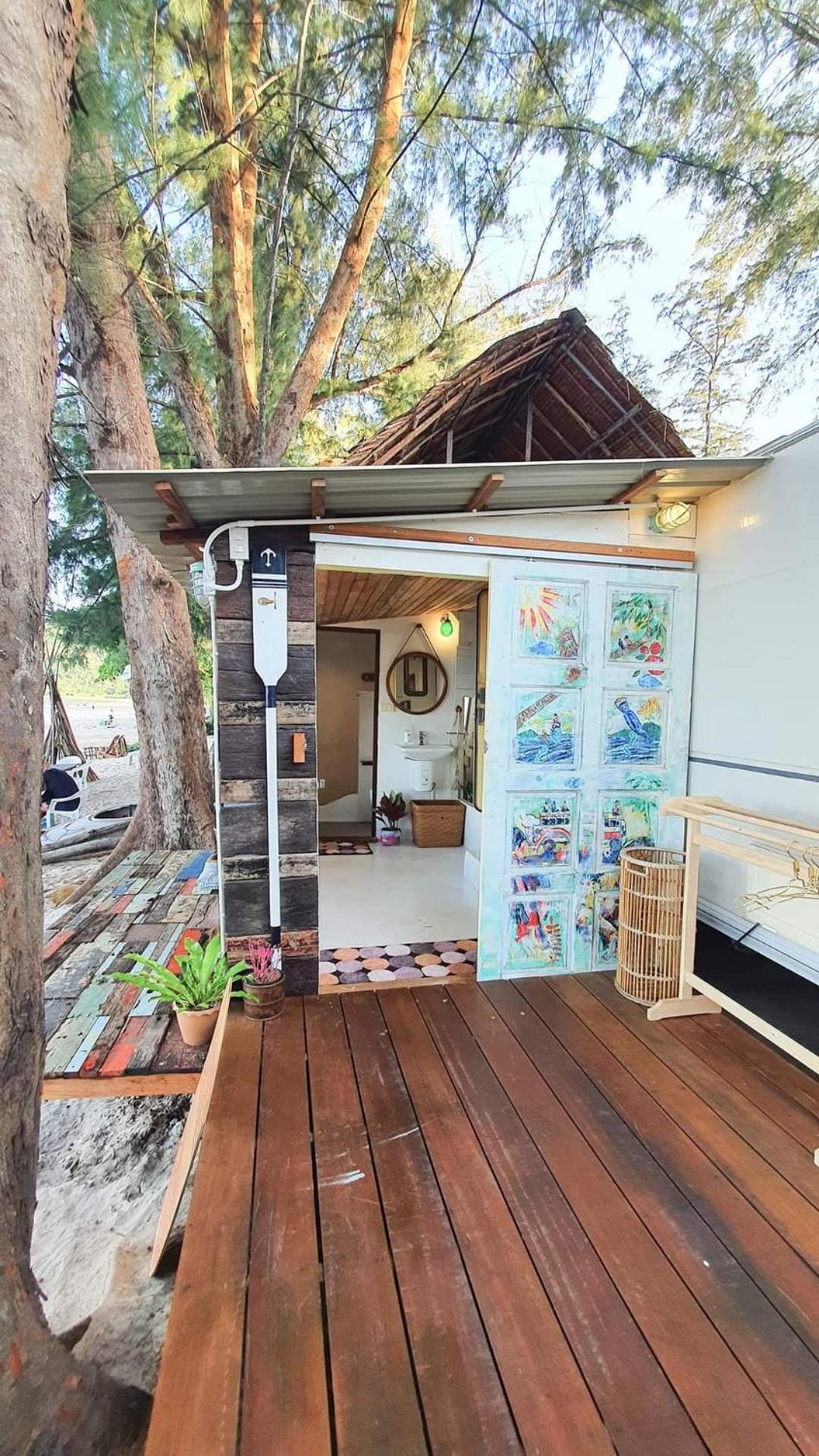 Maliblues Bed&Art Gallery Chumphon Exterior foto