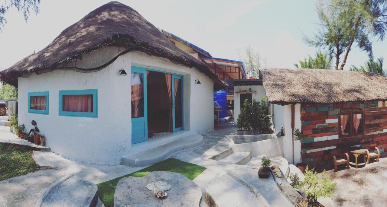 Maliblues Bed&Art Gallery Chumphon Exterior foto