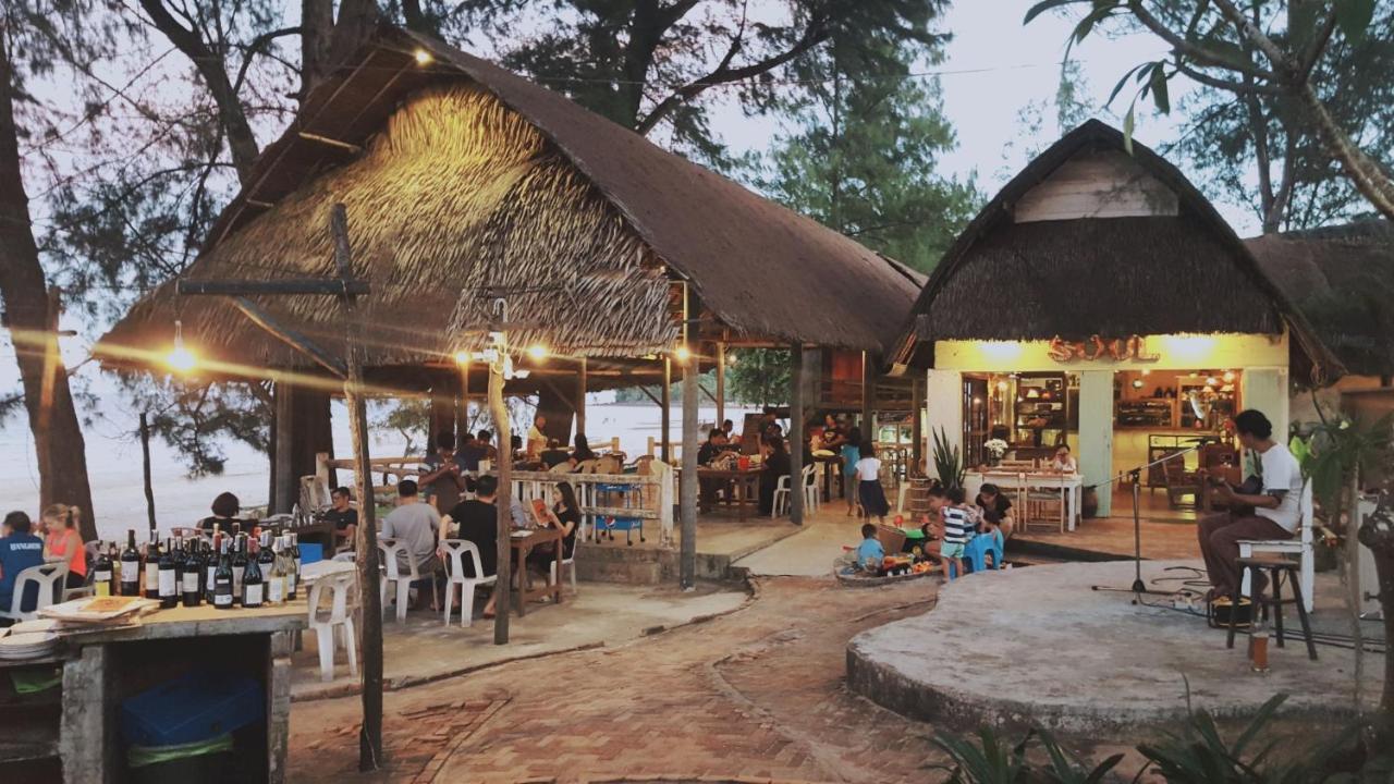 Maliblues Bed&Art Gallery Chumphon Exterior foto